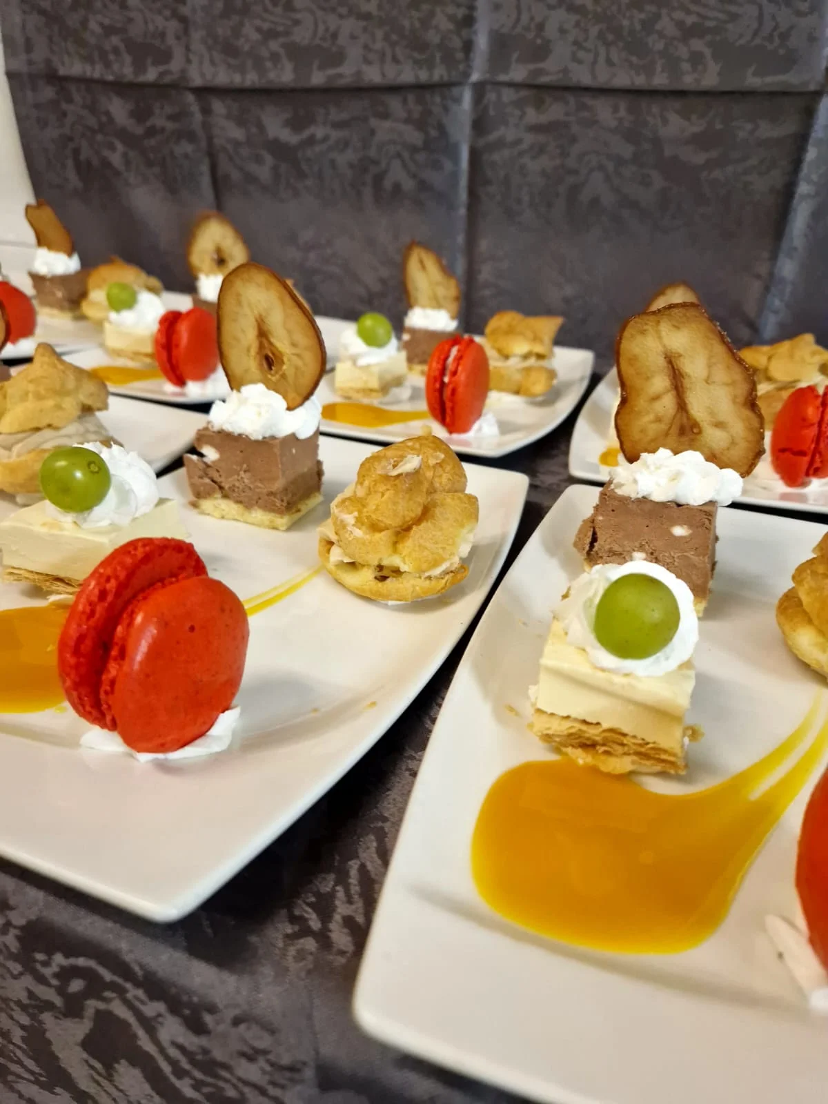 Restaurant Du Guillec Restaurant Plouzevede Restaurant Du Guillec Dessert Image 30