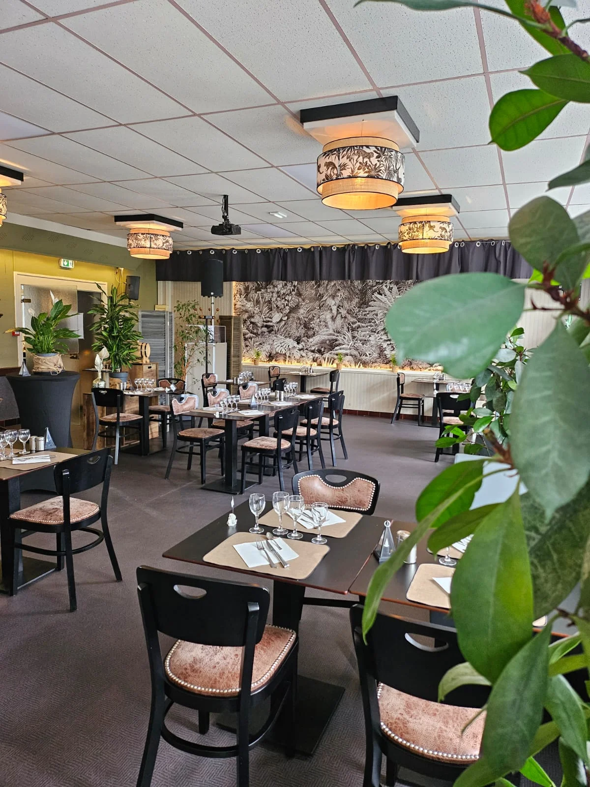 Restaurant Du Guillec Restaurant Plouzevede Restaurant Du Guillec Salle Image 1